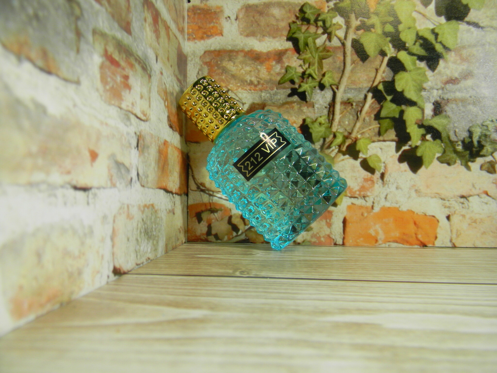 212 VIP woman парфюмерная вода 60 ml