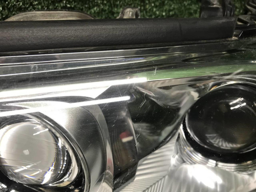 Битая Фара левая Toyota Land Cruiser 200 15-21 LED