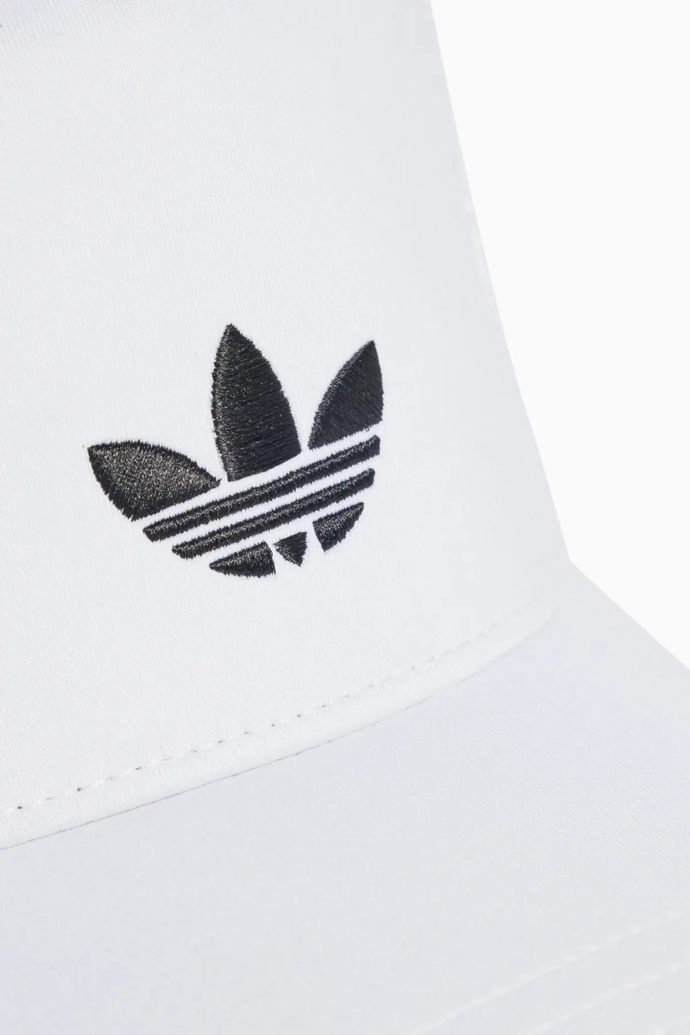 Кепка adidas Curved Trucker - белый