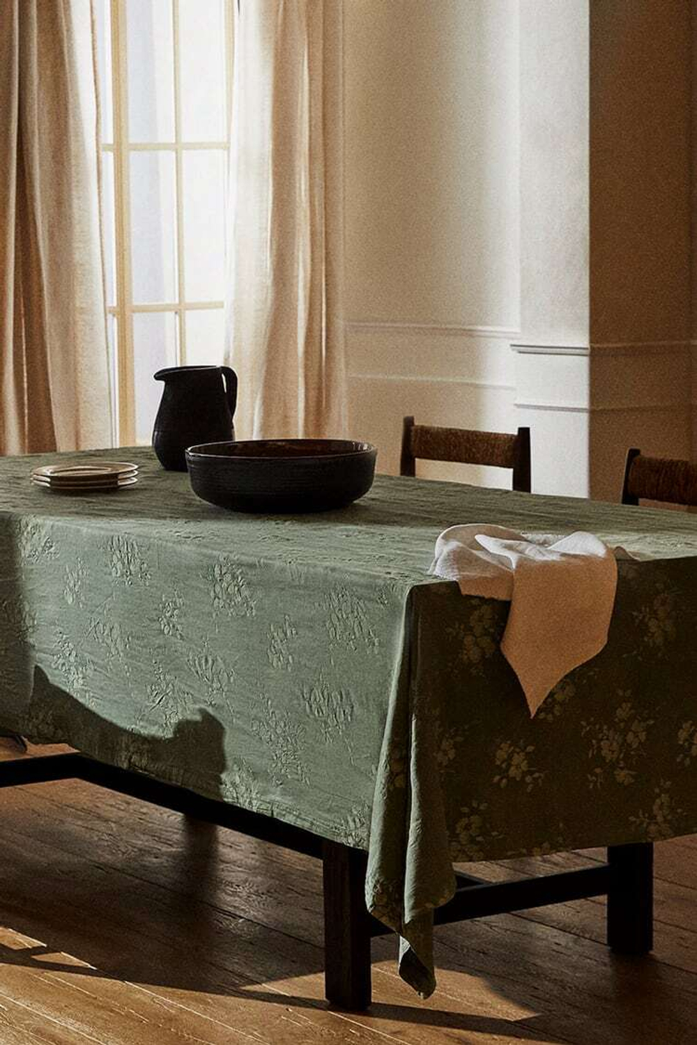 ZARA HOME ЦВЕТОЧНАЯ СКАТЕРТЬ, ЗЕЛЕНЫЙ/СИНИЙ