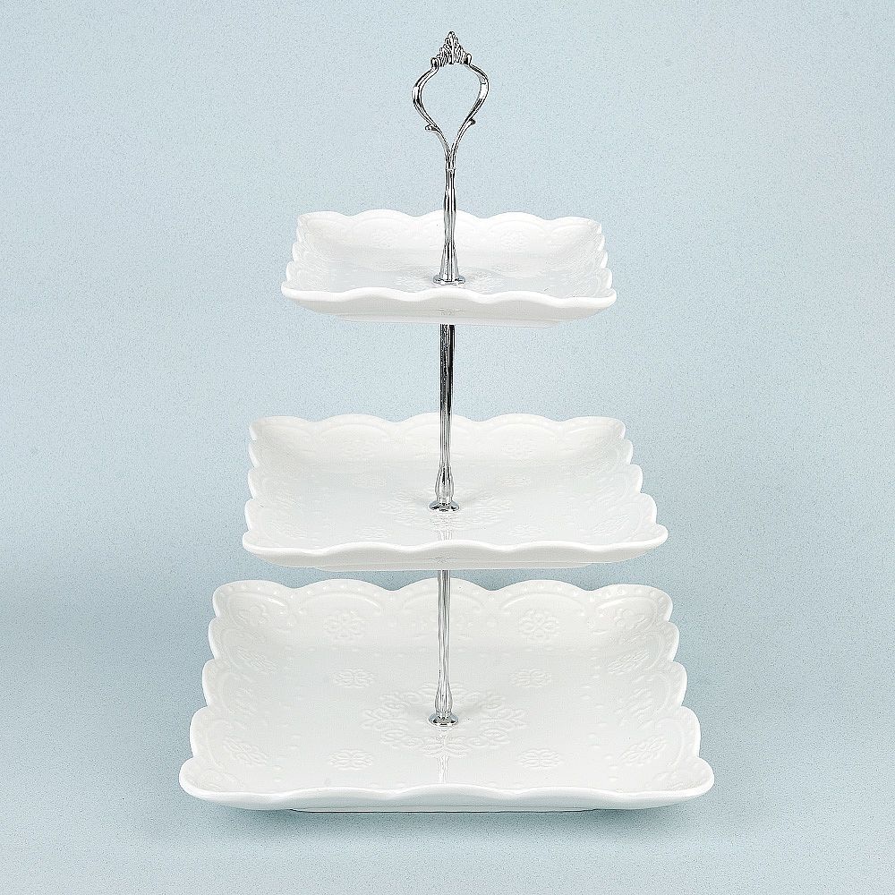 Блюдо 3-х ярусное " " 25*25/20*20/15*15см. h=36 см. (фарфор) (подарочная упаковка)