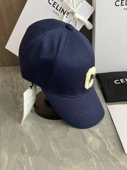 Женская кепка Celine синего цвета с буквой