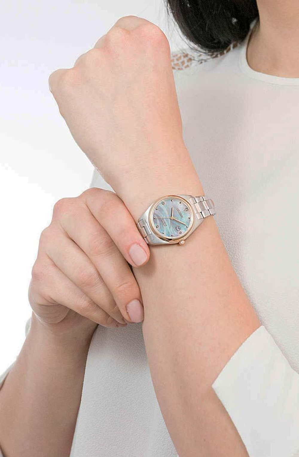 Женские японские наручные часы Citizen EW2606-87Y