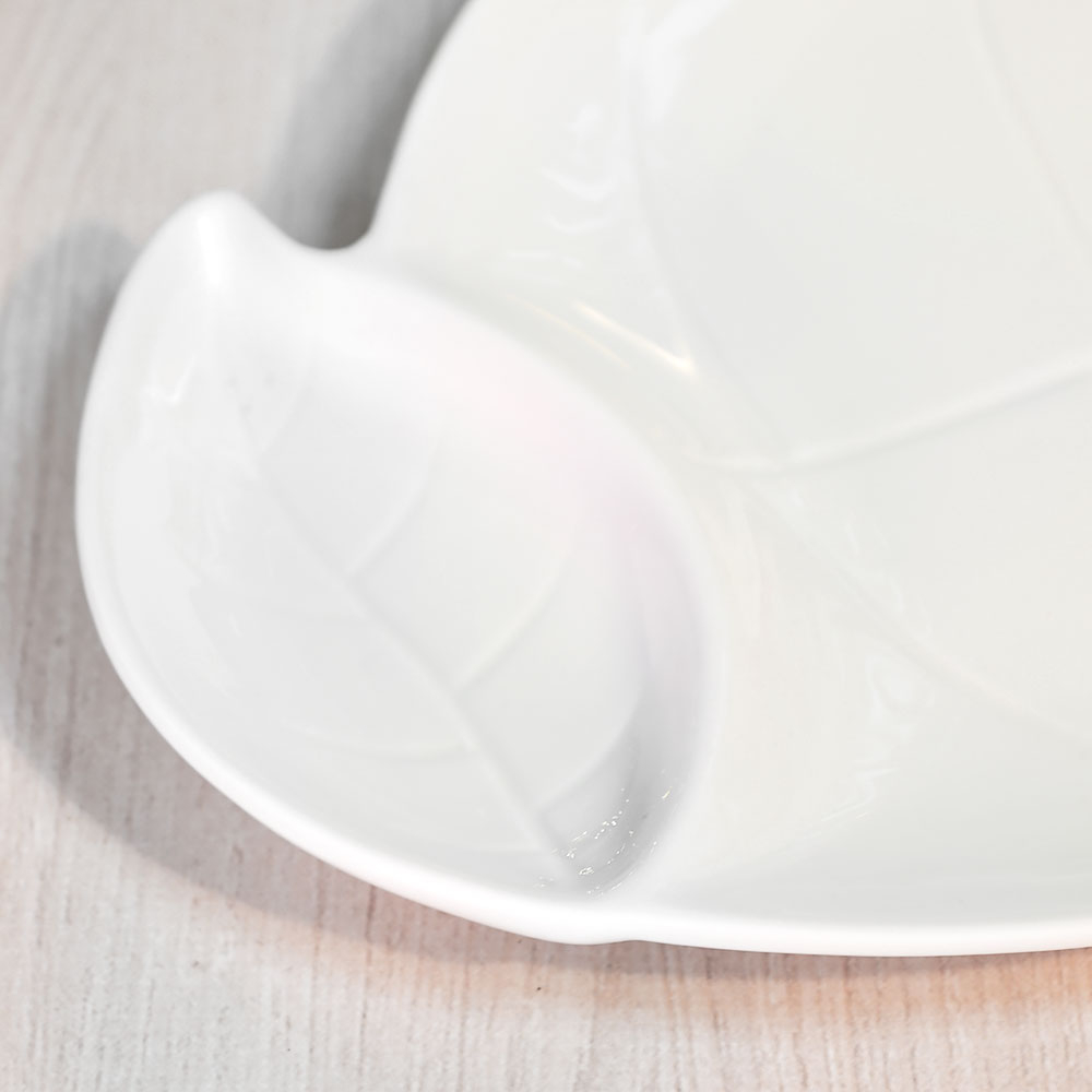 Блюдо сервировочное 27,5*17см с соусницей