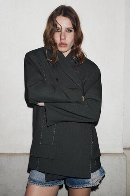 ZARA БЛЕЙЗЕР ОВЕРСАЙЗ С КОНТРАСТНОЙ СТРОЧКОЙ, МЯГКИЙ СЕРЫЙ