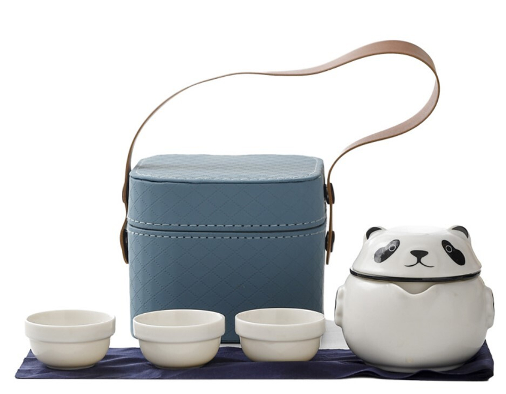 242148 Сервиз ДОРОЖНЫЙ "Панда", чайник 210мл + 3 пиалы в сумке, белый, фарфор