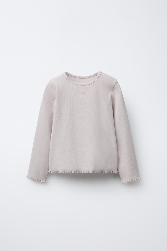ZARA ФУТБОЛКА В РУБЧИК С СЕРДЦЕМ, ЦВЕТ ЛЬДА