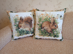 Декоративный гобеленовый чехол Белочка 47х47