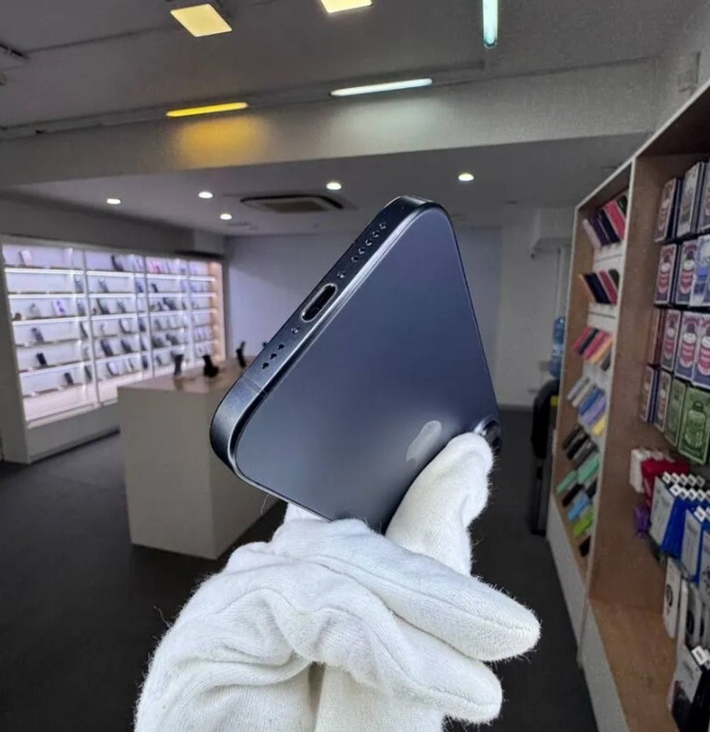 iPhone 15 Pro, 256 ГБ б/у