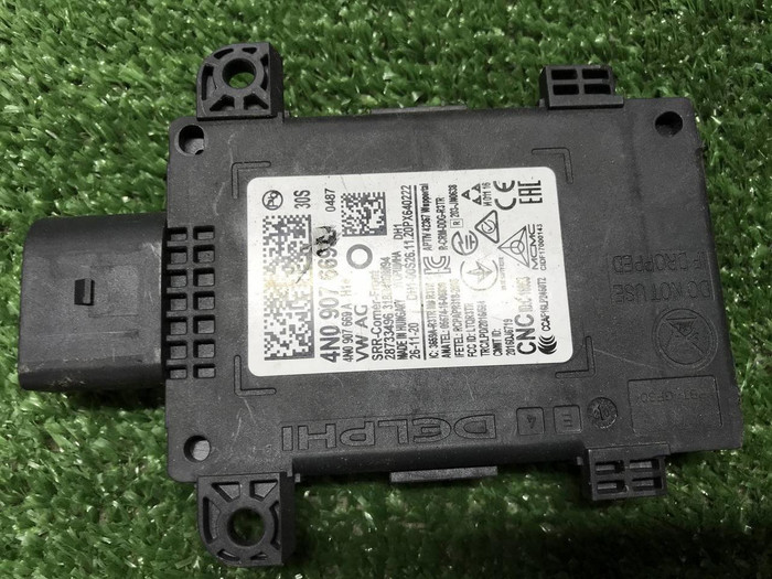 Датчик слепых зон VW Touareg 3 (2018-н.в.)