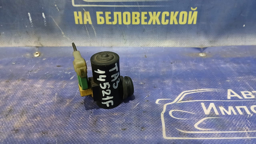 Моторчик бачка омывателя Honda AVANCIER 1999-2003