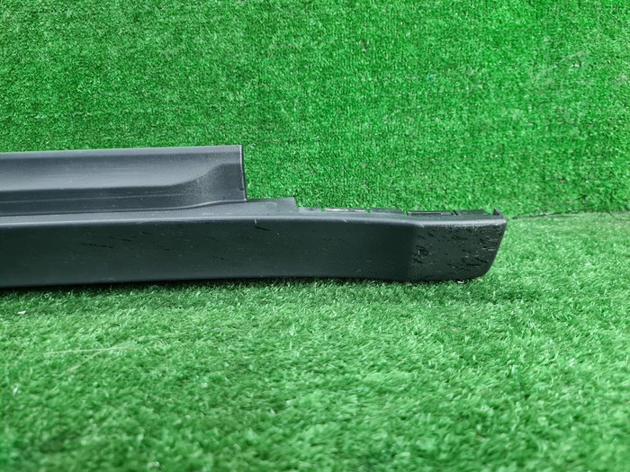 Накладка порога правая Porsche Macan 95b (2014-н.в.)