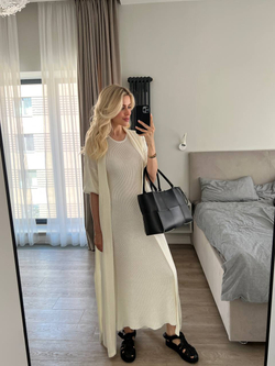 Платье MOREON с закрытым декольте, айвори