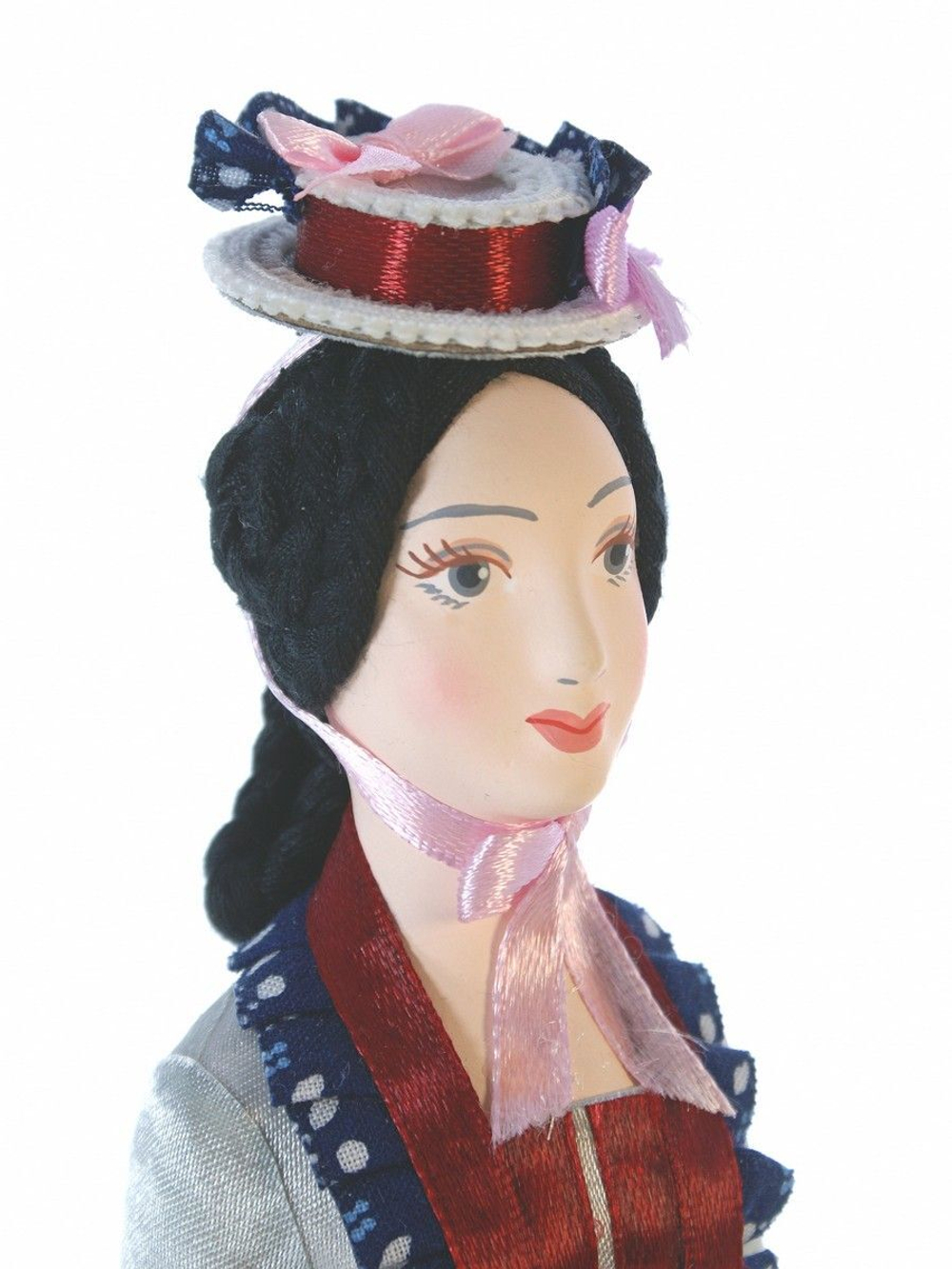 Кукла-шкатулка фарфоровая коллекционная Дама в костюме 18 века