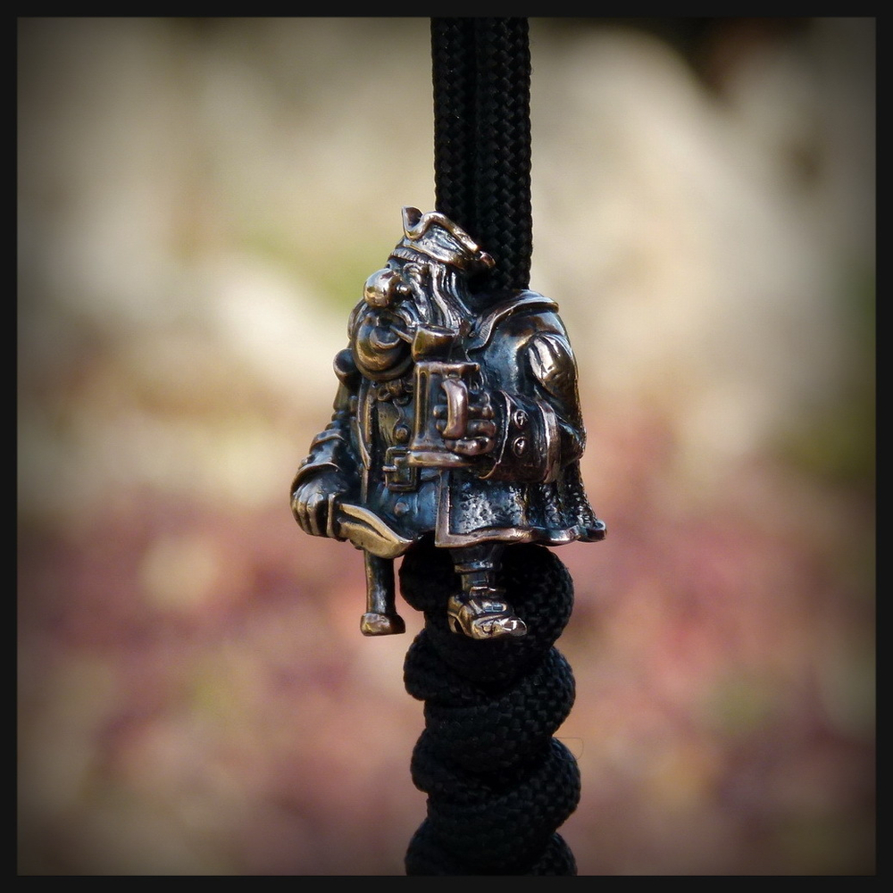 Бусина "Пират" для темляков или браслетов , бронза