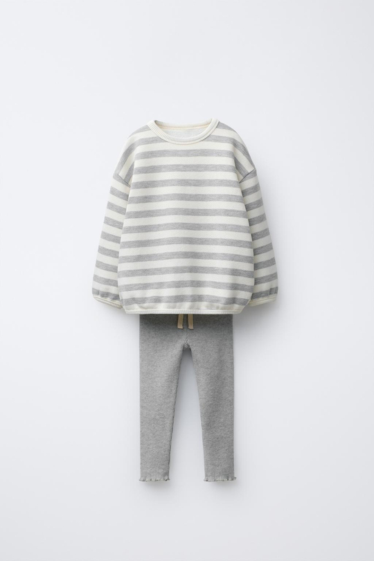 ZARA КОМПЛЕКТ ИЗ ПОЛОСАТОЙ ТОЛСТОВКИ И ЛЕГИНСОВ SOFT TOUCH, СЕРЫЙ МЕЛАНЖ