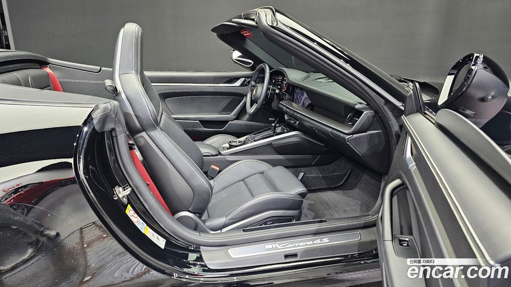 Porsche 911 (992) Carrera 4S Cabriolet (09.2021)
