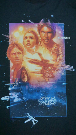 Футболка Vetements