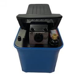 Насос пневмогидравлический 1,6л, модель TAP16, арт. № HZ 03.2.3.003J Объем 1,6л" HOREX