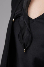 Колье Serenity птица в оттенке золото на черной ленте из органзы