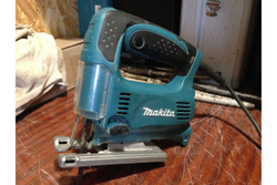 Электролобзик Makita 4329