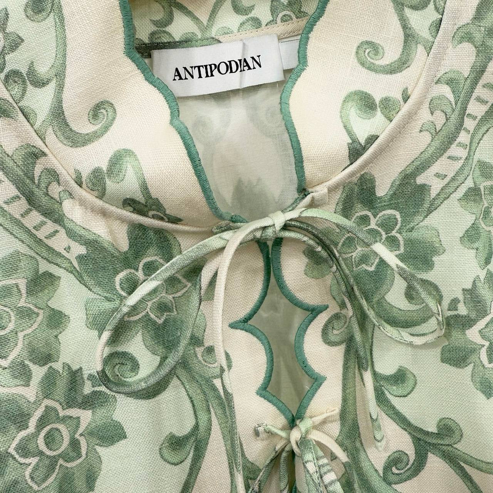 Костюм Antipodean