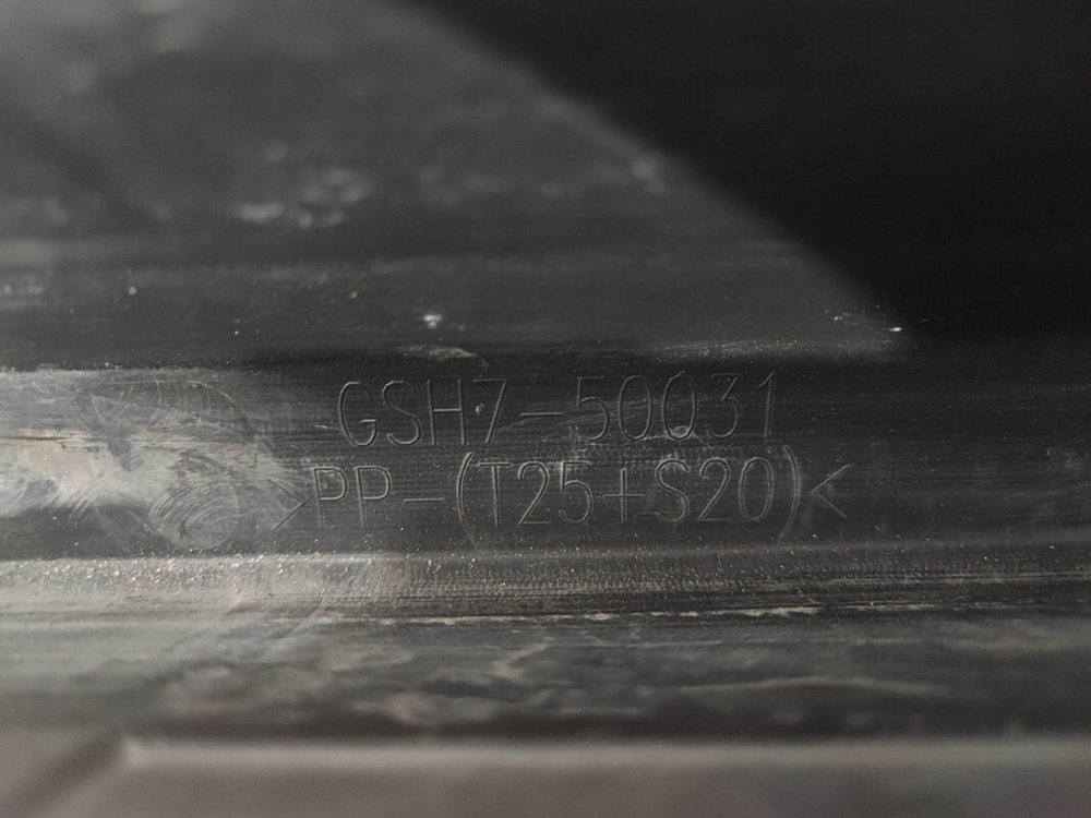 Бампер передний Mazda 6 (GJ) 18-нв Б/У Оригинал GSH750031