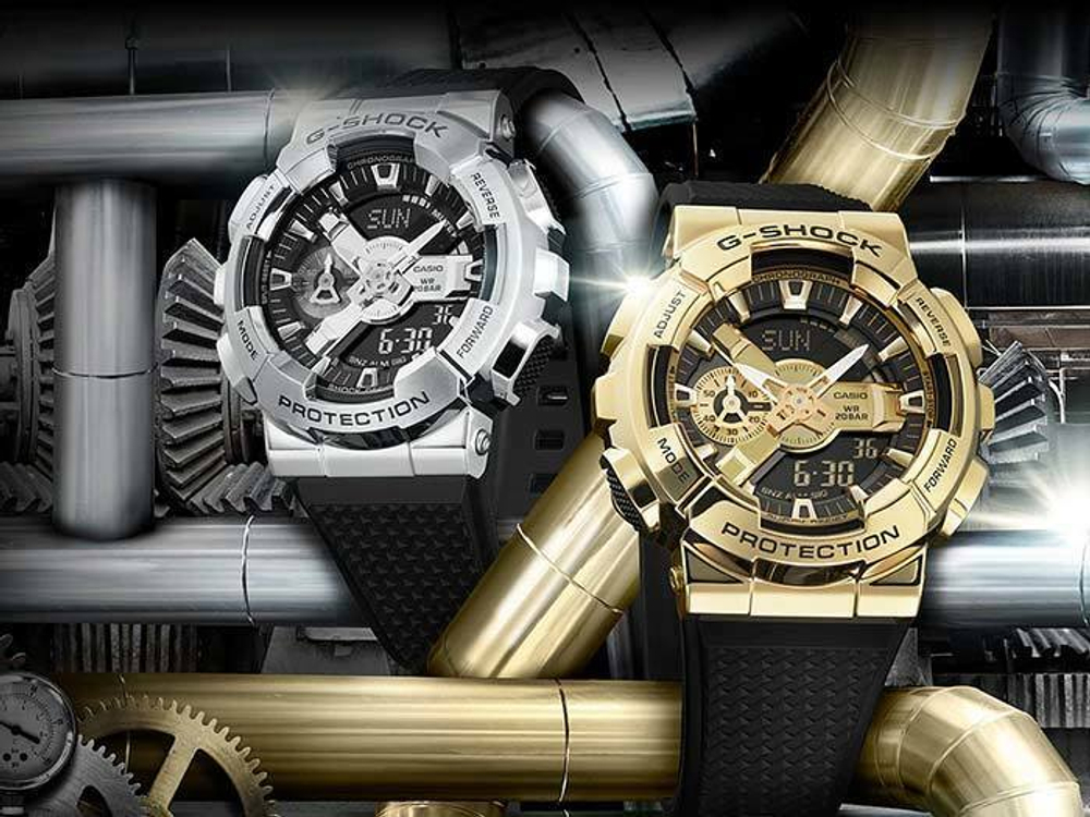 Японские наручные часы Casio G-SHOCK GM-110-1AER с хронографом