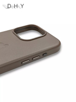 Кожаный чехол Leather Case на iPhone 15 Pro Taupe Бежевый