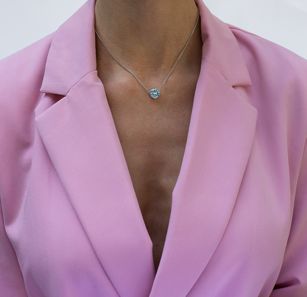 Колье с натуральным Sky Topaz