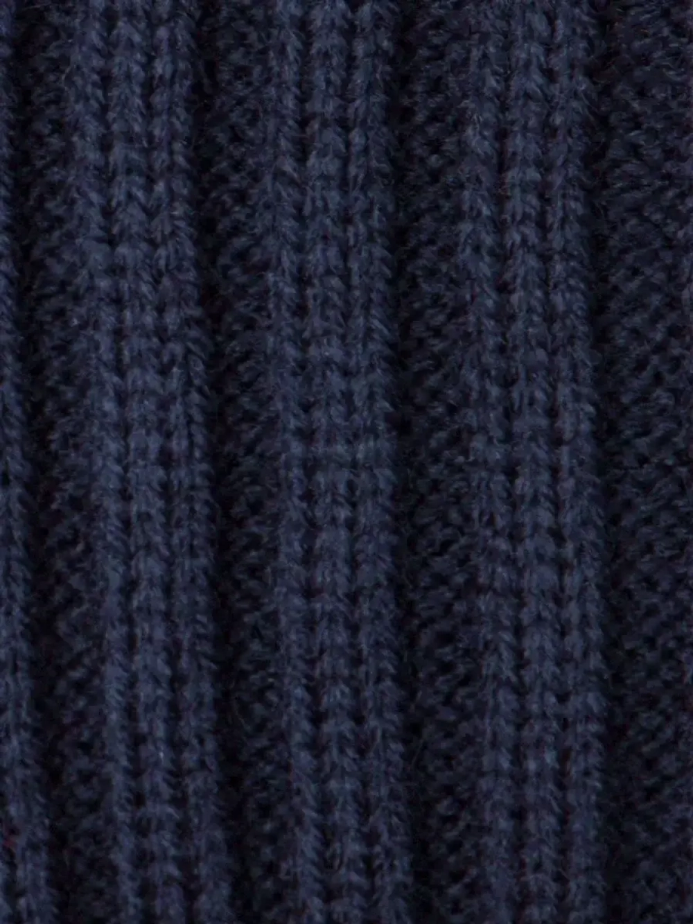 Шапка для мальчика со снудом осенняя