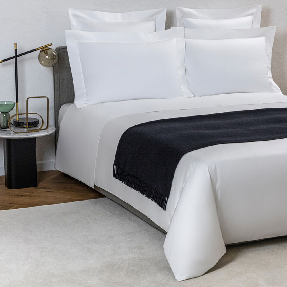 Плед Frette Pure Cashmere Black (130 x 185 см)