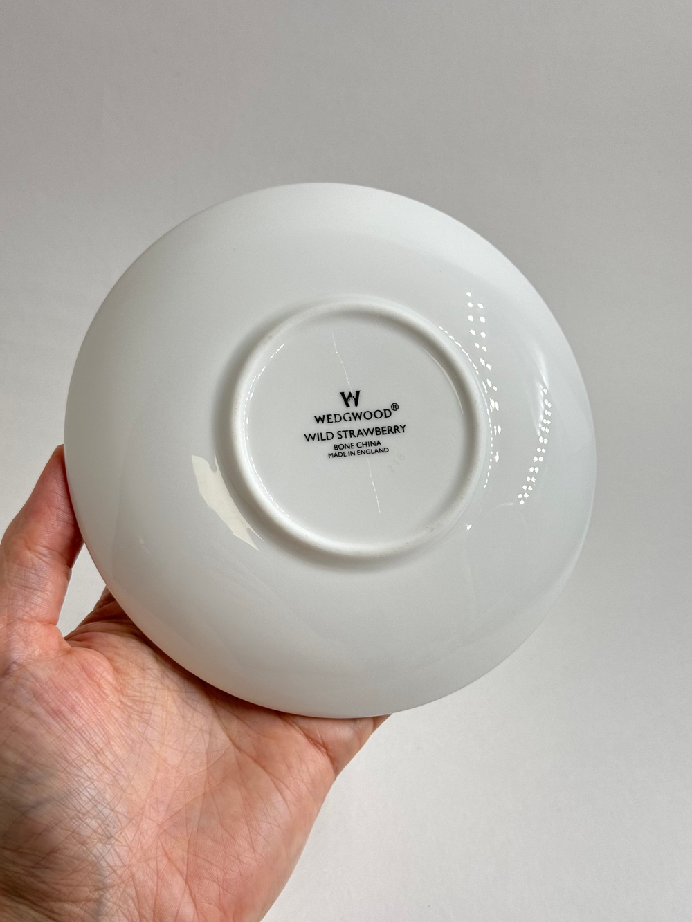 Блюдце Wedgwood, Wild Strawberry