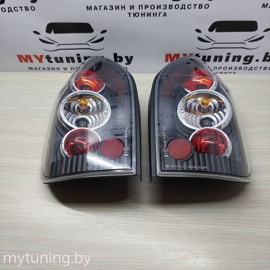 Задние фонари black для Opel Zafira A