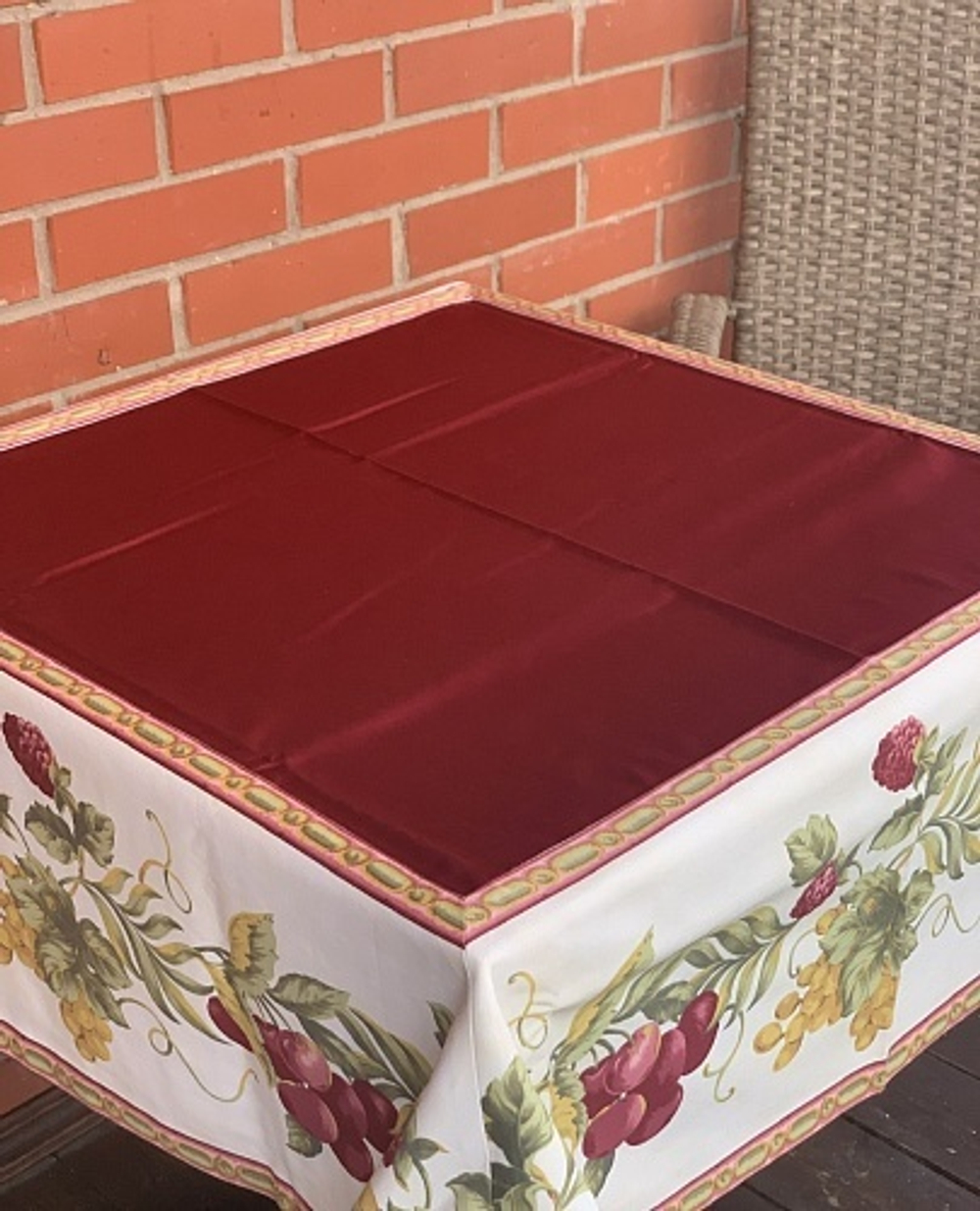 Скатерть 130x130 Palombella Chianti