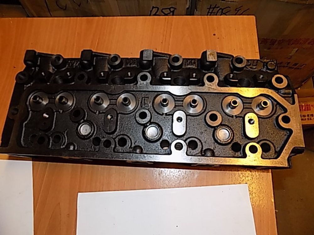 Головка блока цилиндров (без клапанов)TDQ 20 4L/Cylinder head