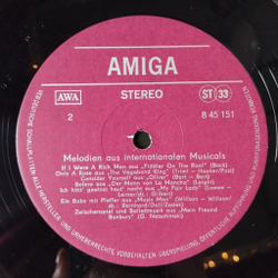 Винтажная виниловая пластинка LP Melodien Aus Internationalen Musicals Мелодии из Международных Мюзиклов (ГДР 1978)