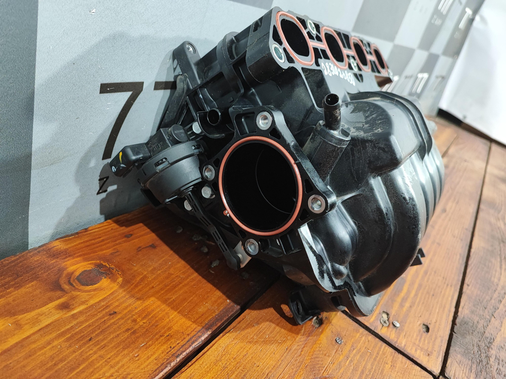 Коллектор впускной 1.6 G4FG Kia Hyundai Б/У Оригинал 283102B850
