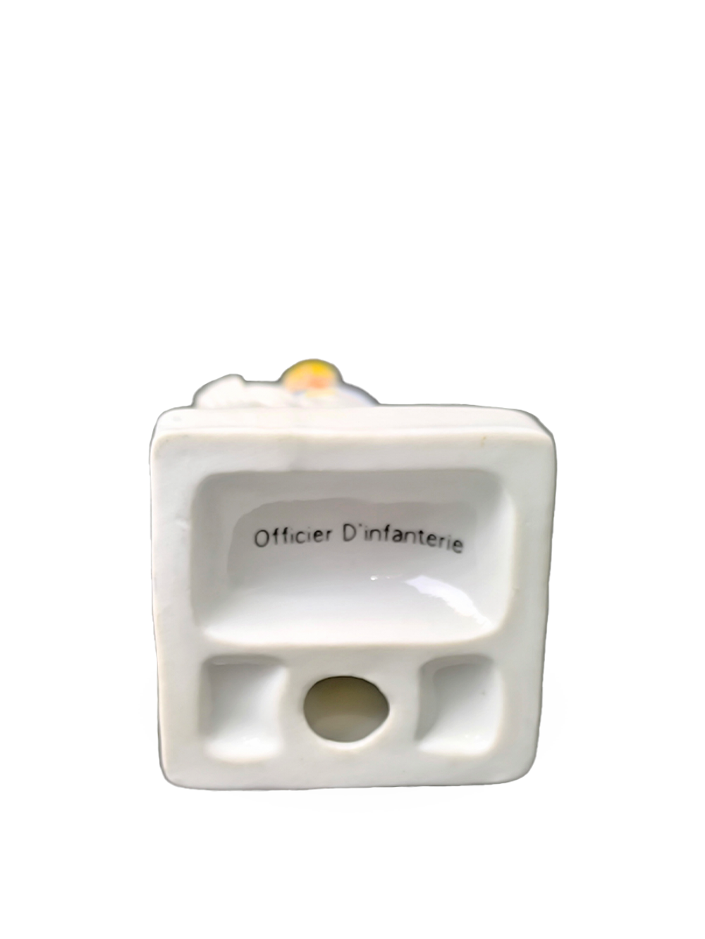 Фарфоровая статуэтка "Пехотный офицер" Франция