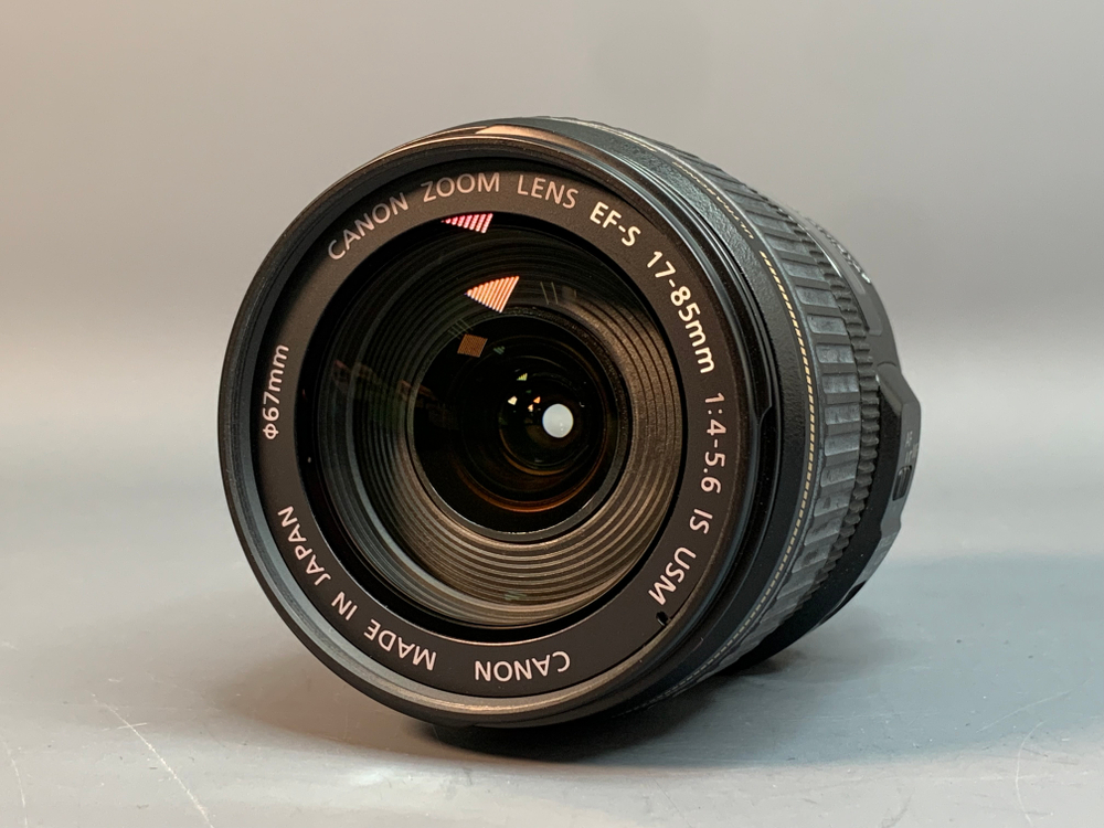 Canon EF-S 17-85mm 4-5.6 IS USM