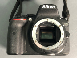 Nikon D5300 kit 18-55mm 16.700 кадров