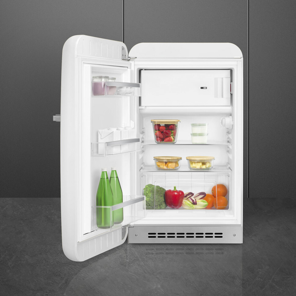 Отдельностоящий однодверный холодильник Smeg FAB10LWH6