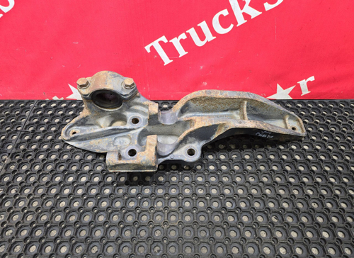 Кронштейн пневморессоры правый