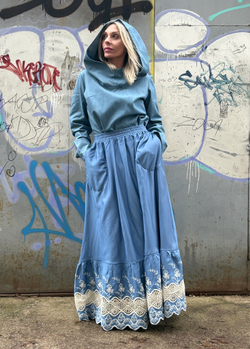 Юбка / с вышивкой / джинс голубой