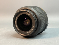 Nikon D3100 kit 18-55 mm 10.294 кадров