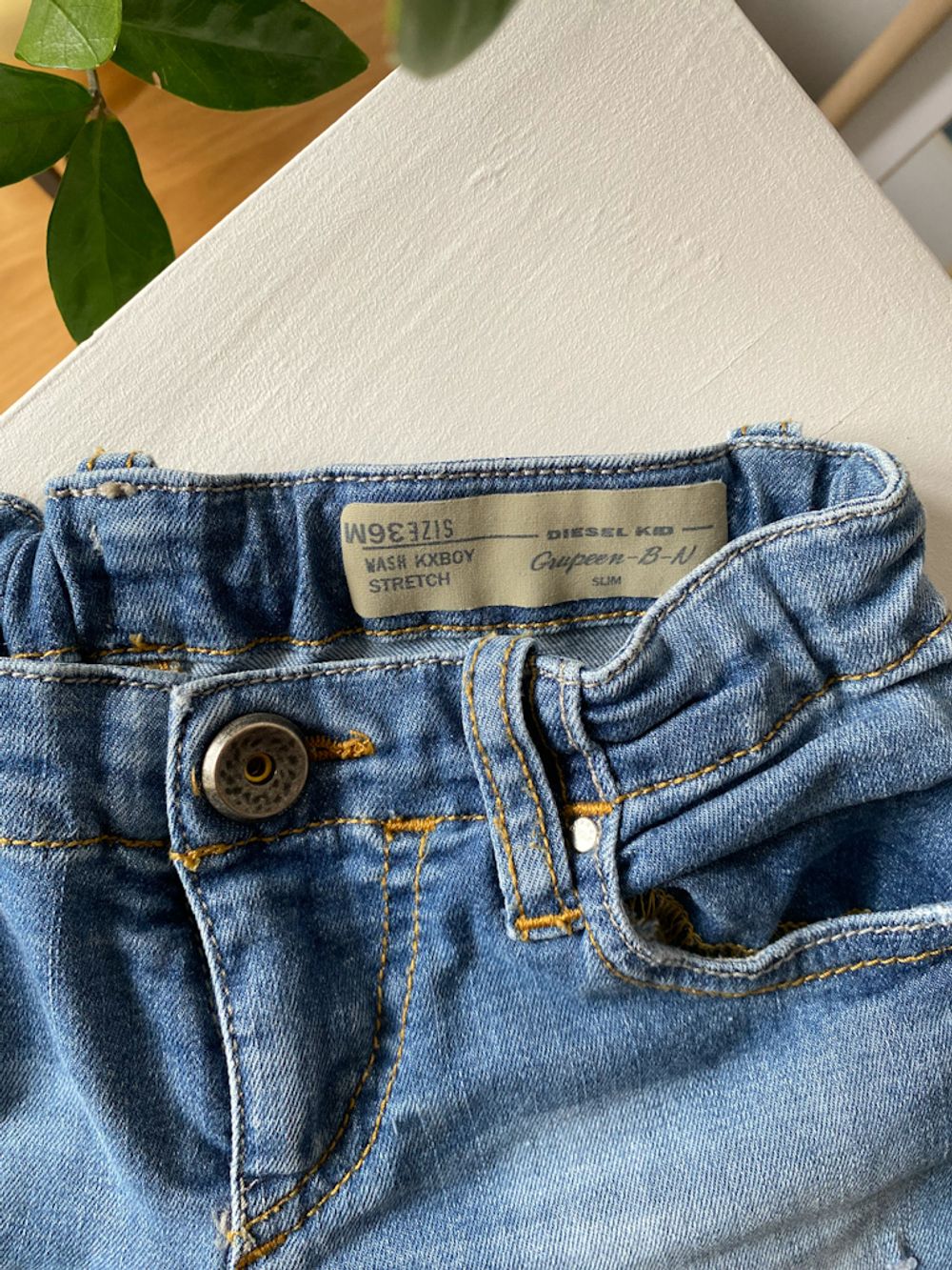 Джинсы Diesel, 98