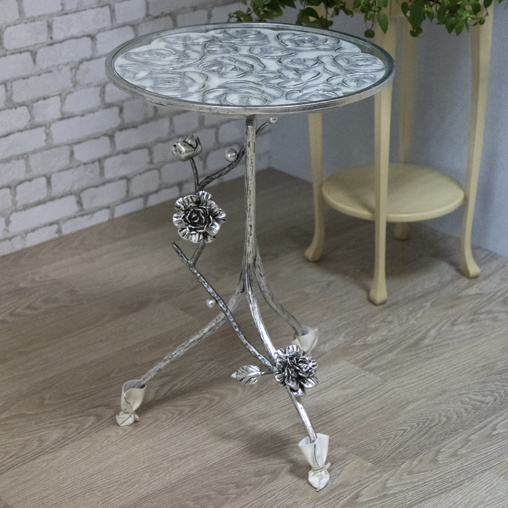 Столик декоративный Роза Сангрия Айс