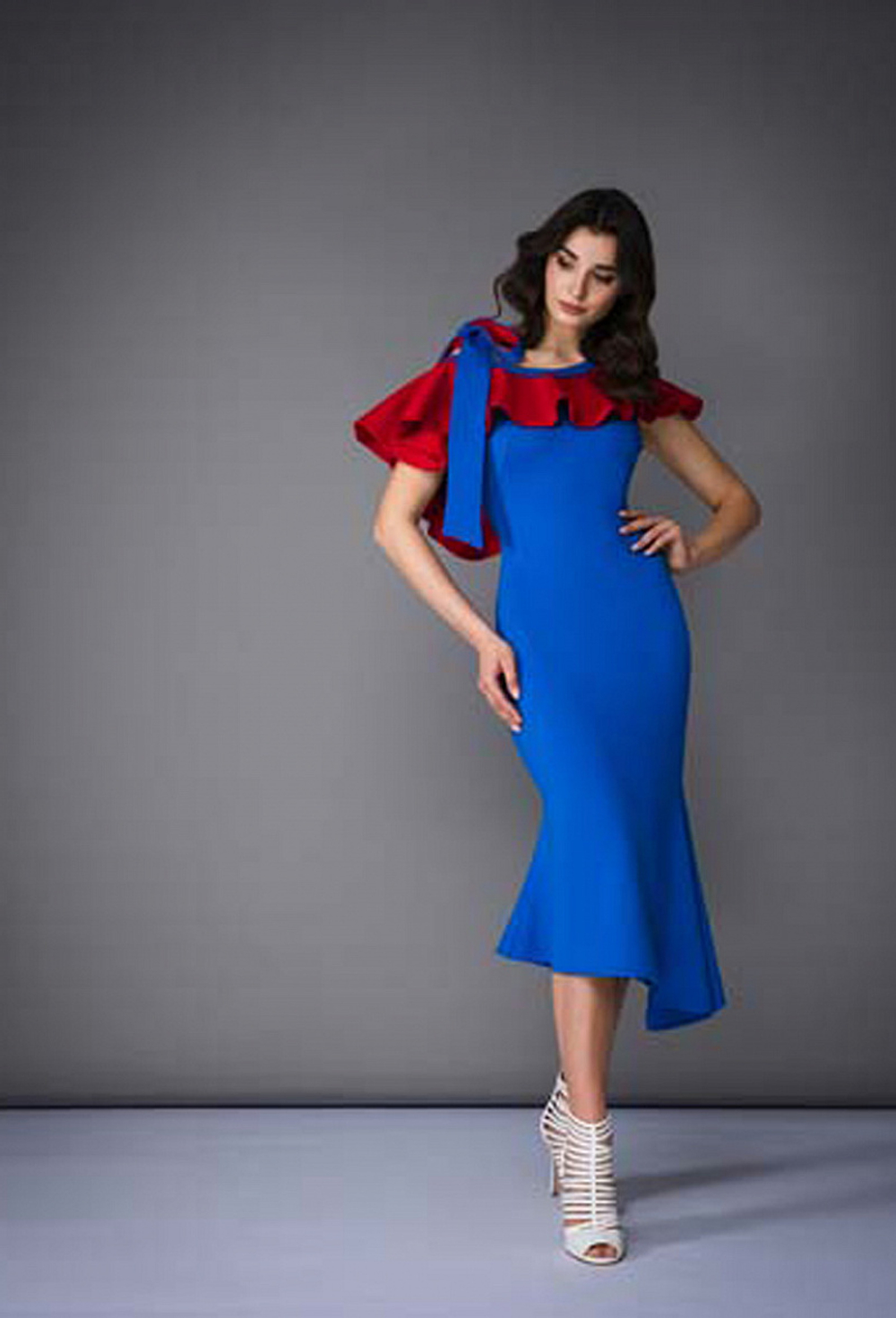 Платье сине-красное трикотажное с воланом 04-02-21SS