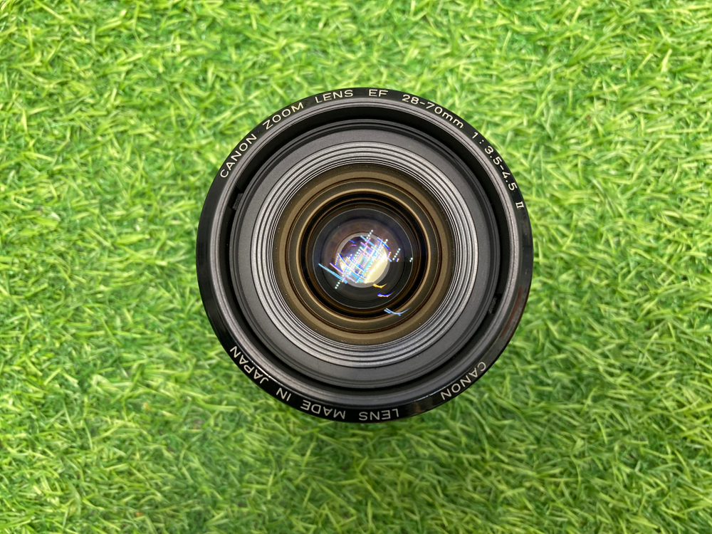 Canon EF 28-70mm 3.5-4.5 II