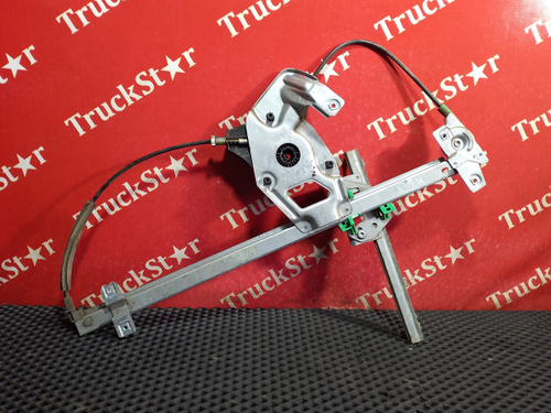 Стеклоподъемник левый 2018г.